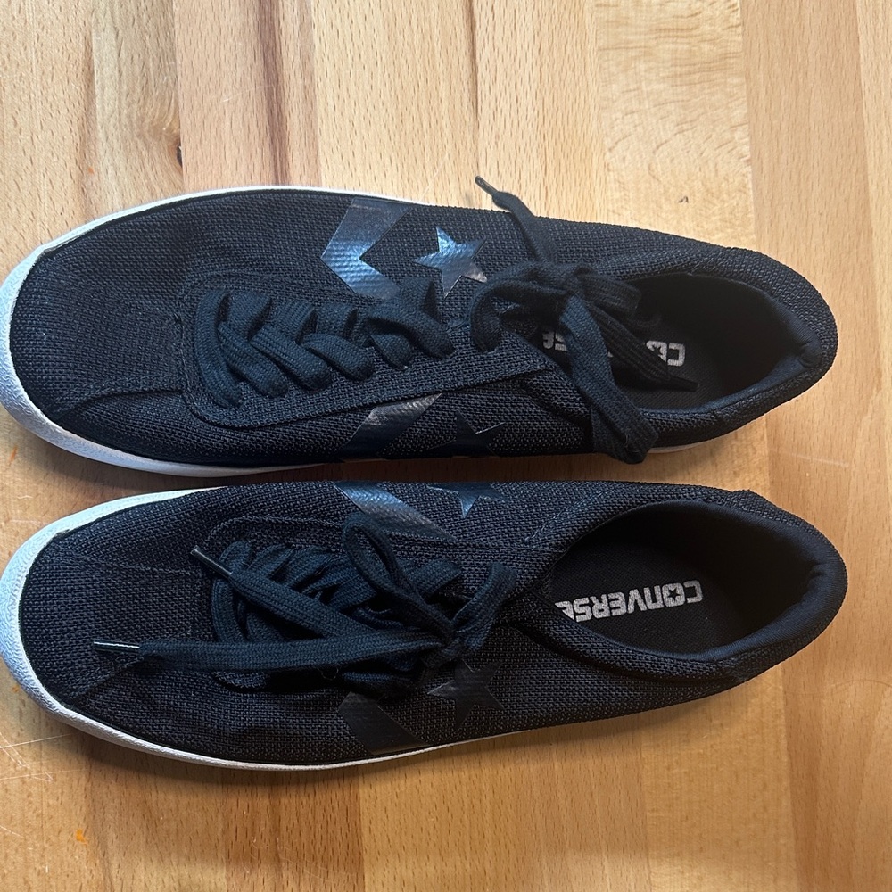 Converse Men's Black and White Sneakers